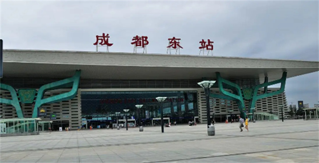 成都火车东站在哪里(成都四个火车站的区别)