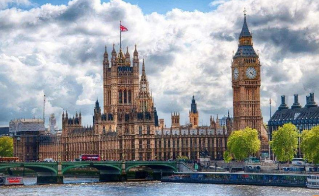英国开展的“无条件发钱”实验是什么?