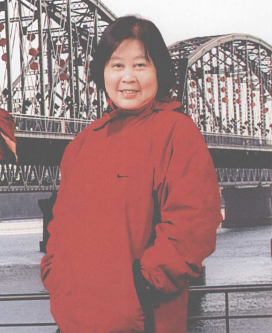 高举真