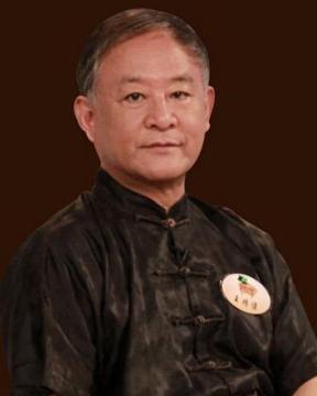 王鸿谟