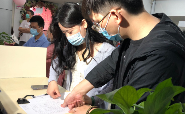 今起石狮婚姻登记可“跨省通办 办理登记要出具哪些证件?