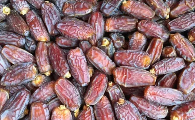 椰枣是寒性还是温性 椰枣的功效及禁忌