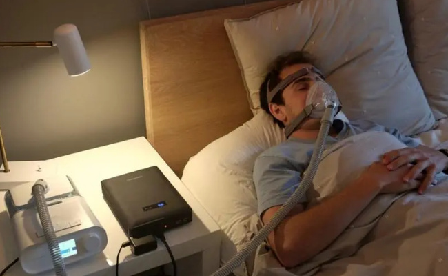拜登使用呼吸机治疗睡眠呼吸暂停 呼吸机对呼吸睡眠暂停有作用吗