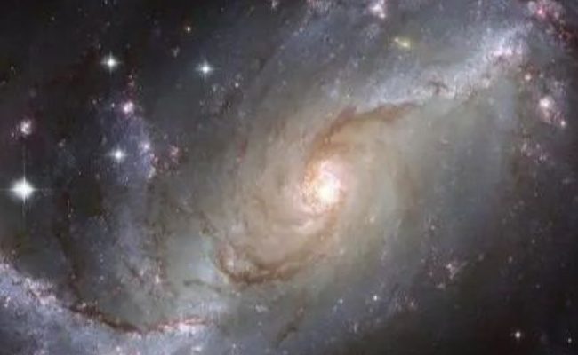 地球连续35年收到神秘规律性信号 是有外星生物吗